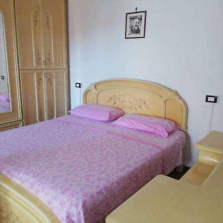 Apartamento Roby Cerro Veronese Habitación foto